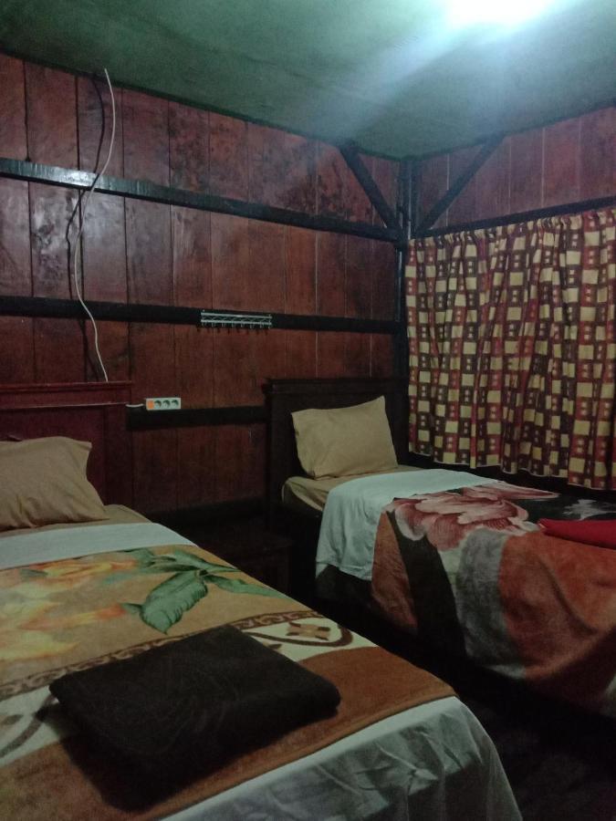 Home Stay Wolokoro Ecotourism Bajawa Esterno foto